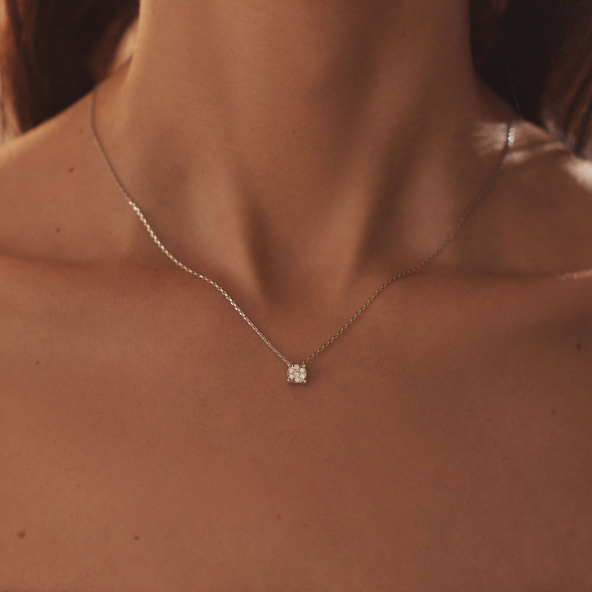 Isabel Bernard De la Paix Hanaé 14 Carat Whitegold Necklace | diamond 0.14 ct | IBD350010