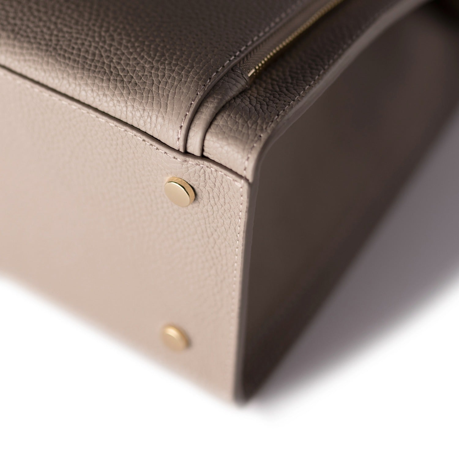 Isabel Bernard Honoré Nadine taupe calfskin leather handbag with 13 inch laptop compartment IB25110-078-13