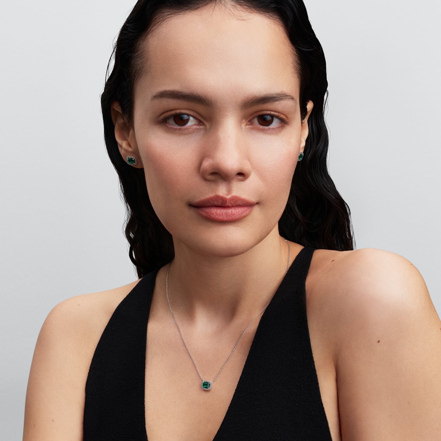 Pandora Timeless Rectangular Sparkling Green Halo Pendant Necklace 394503C01-45