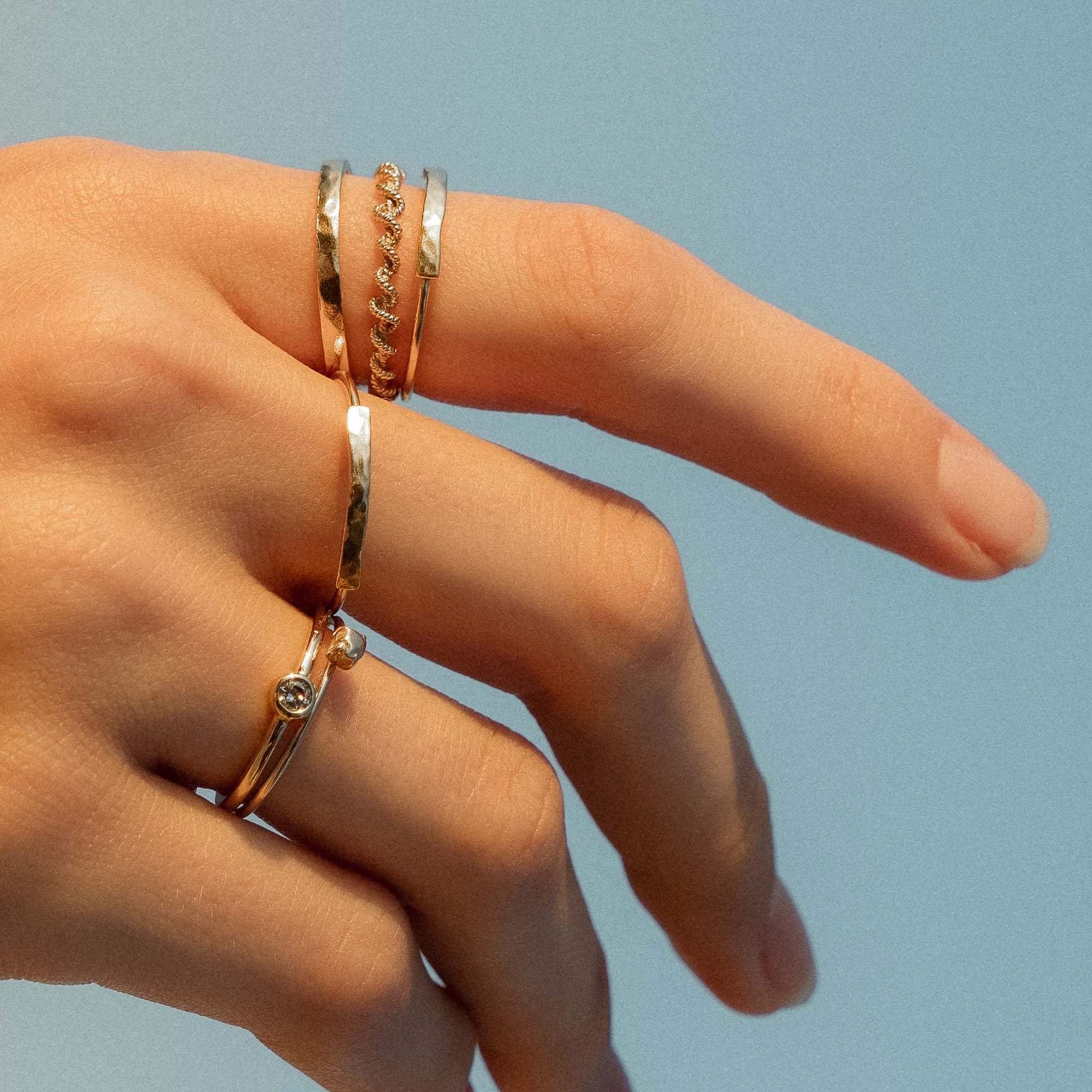 Violet Hamden Sisterhood Moonlit 925 Sterling Zilveren Goudkleurige Ring VH13028G-50 (Maat: 50)