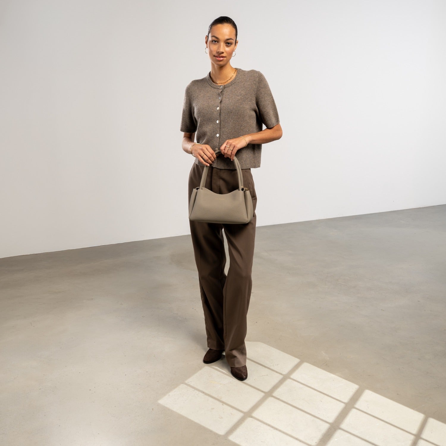 Isabel Bernard Honoré Eve Taupe Calfskin Leather handbag IB21133-078