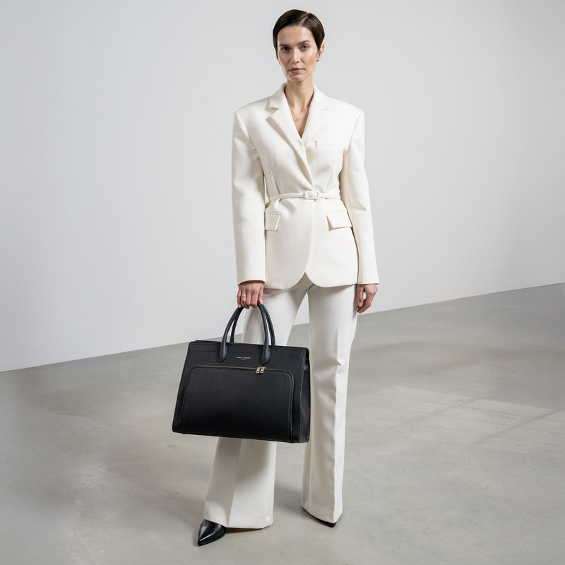 Isabel Bernard Honoré Nadine Schwarze Leder Handtasche aus Kalbsleder IB25032-zoom-