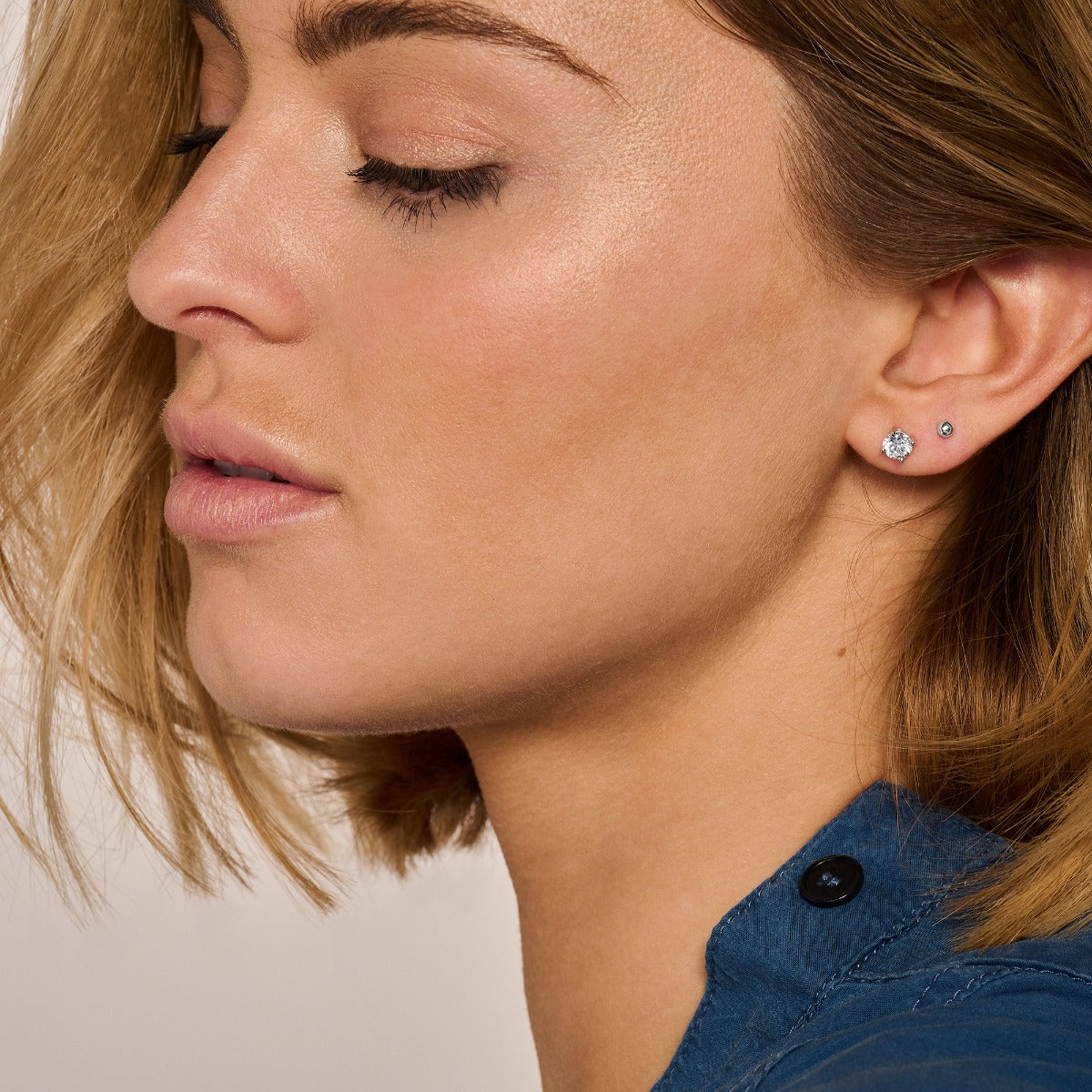 Blush White gold Ear Stud 7120WGO