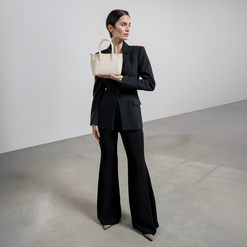 Isabel Bernard Honoré Cloe Mini Creme Kalbsleder Handtasche IB21124-070-zoom-