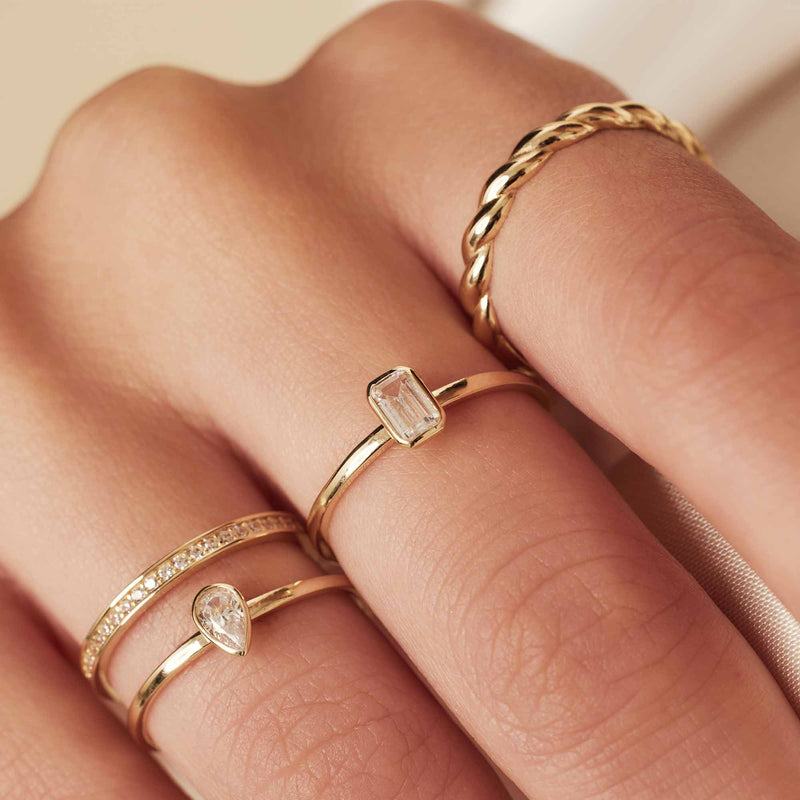 Isabel Bernard Baguette Genevieve 14 Karat | Gold Ring IB330087-48-zoom-