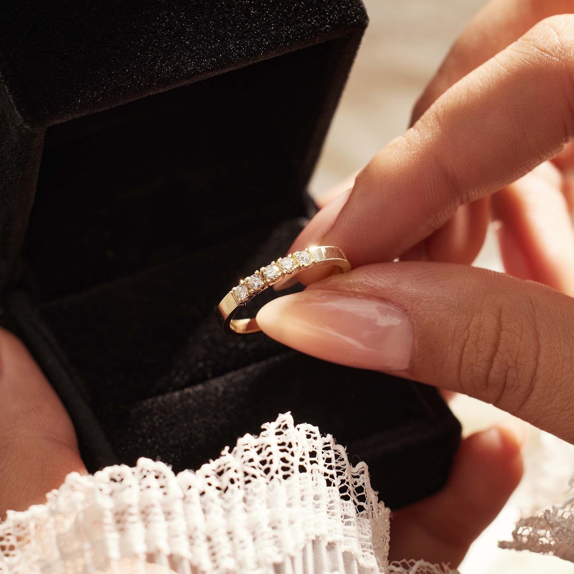 Isabel Bernard De la Paix Madeline 14 Carat Gold Ring | diamond 0.20 ct | IBD330018-48