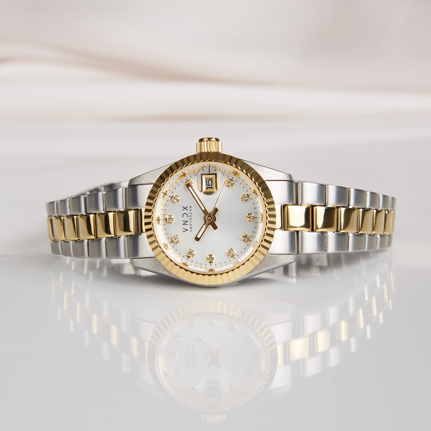 VNDX Dare Devil XS Women's Watch MT43002-02