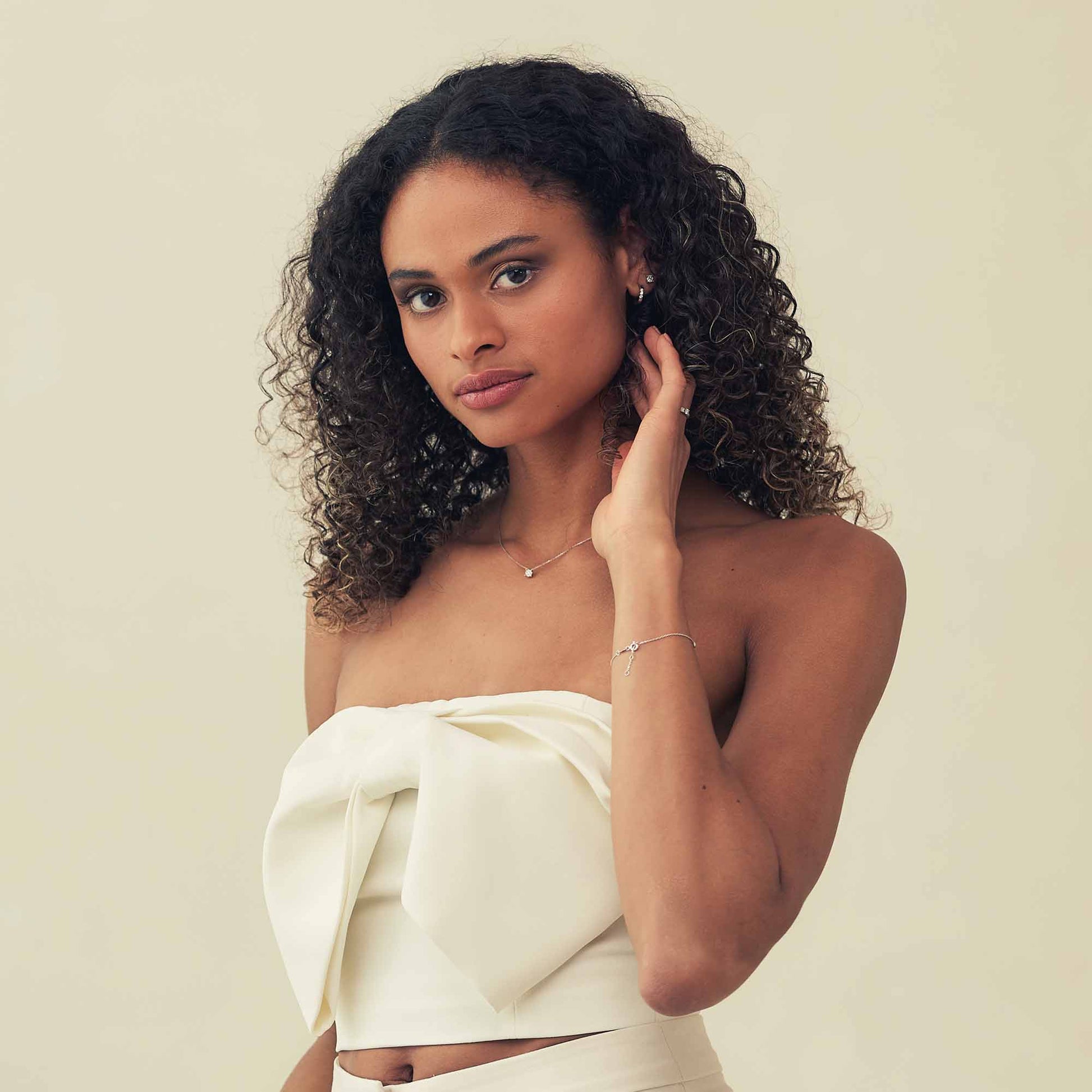 Isabel Bernard De la Paix Hanaé 14 Carat Whitegold Ear Studs | diamond 0.16 ct | IBD360016