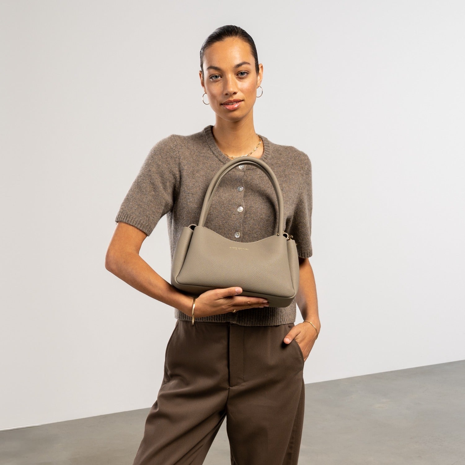 Isabel Bernard Honoré Eve Taupe Calfskin Leather handbag IB21133-078