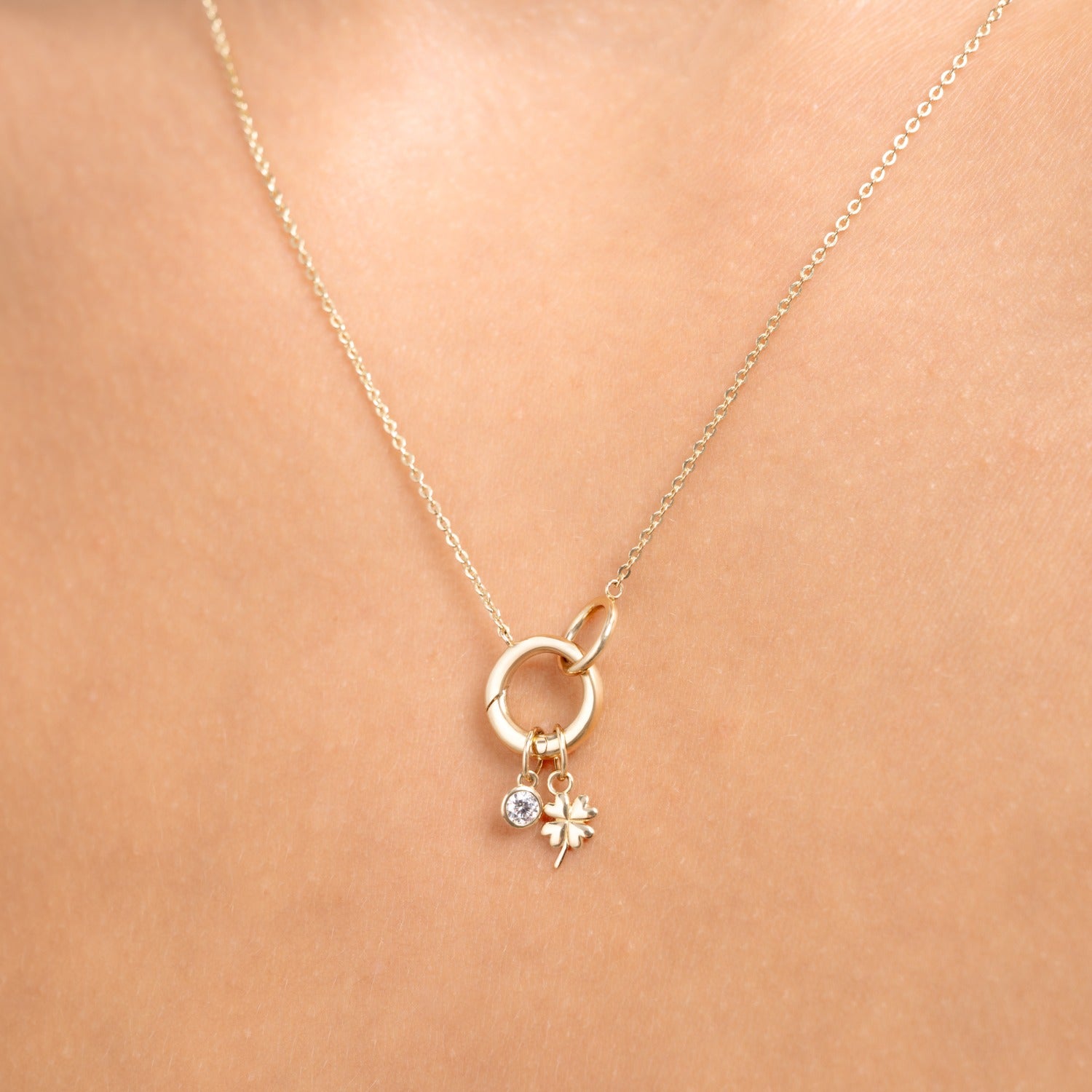 Isabel Bernard Le Marais Round Zirconia 14 karat gold charm IB350060