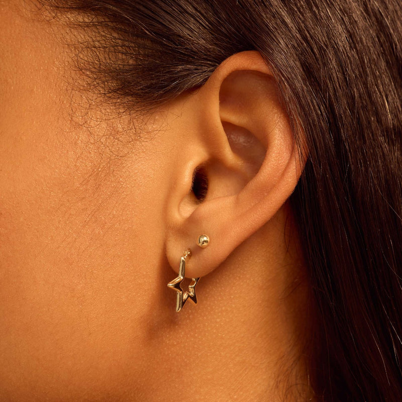 Beloro Jewels Della Spiga Luna 9 Karat Gold Star Earrings BO360083-zoom-