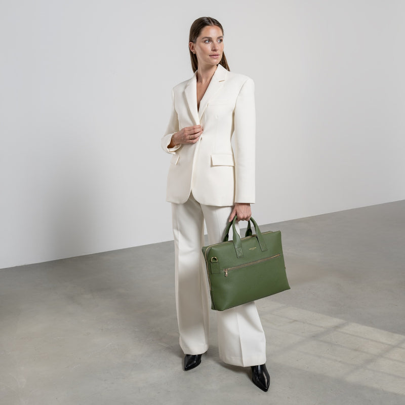 Isabel Bernard Honoré Anique Handtasche aus grünem Kalbsleder IB25061-zoom-