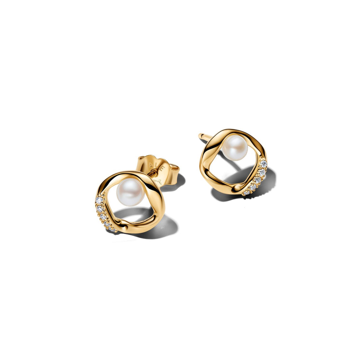 Pandora Essence Gold Plated Organically Shaped Pavé Circle & Treated Freshwater Cultured Pearl Stud Earrings 264662C01