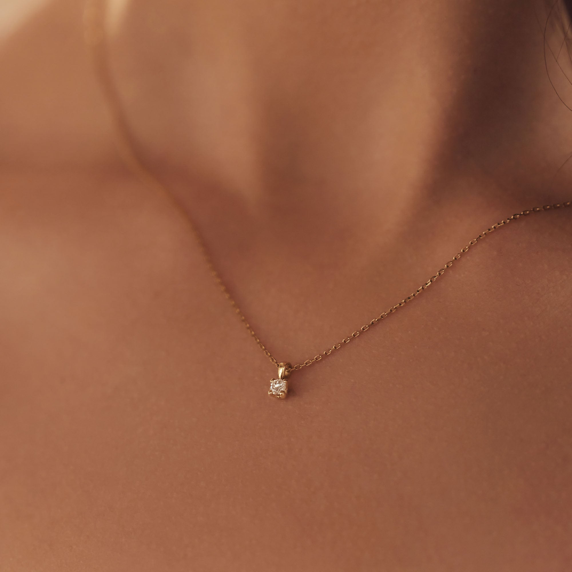 Isabel Bernard De la Paix Celesse 14 Carat Golden Necklace | diamond 0.07 ct | IBD350002