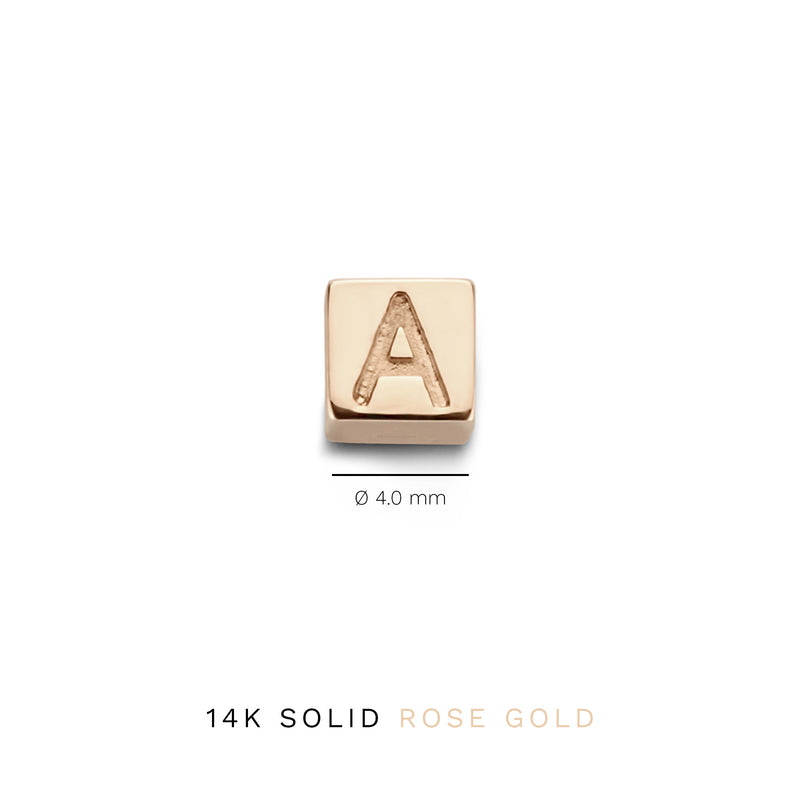 Isabel Bernard La Concorde Felie 14 Karat | Roségold Kubus Initiale Charm IB350047--Z-zoom-