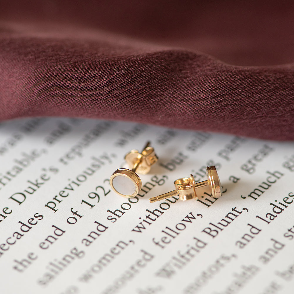 Isabel Bernard Belleville Nova 14 Carat Golden Ear Studs IB360038