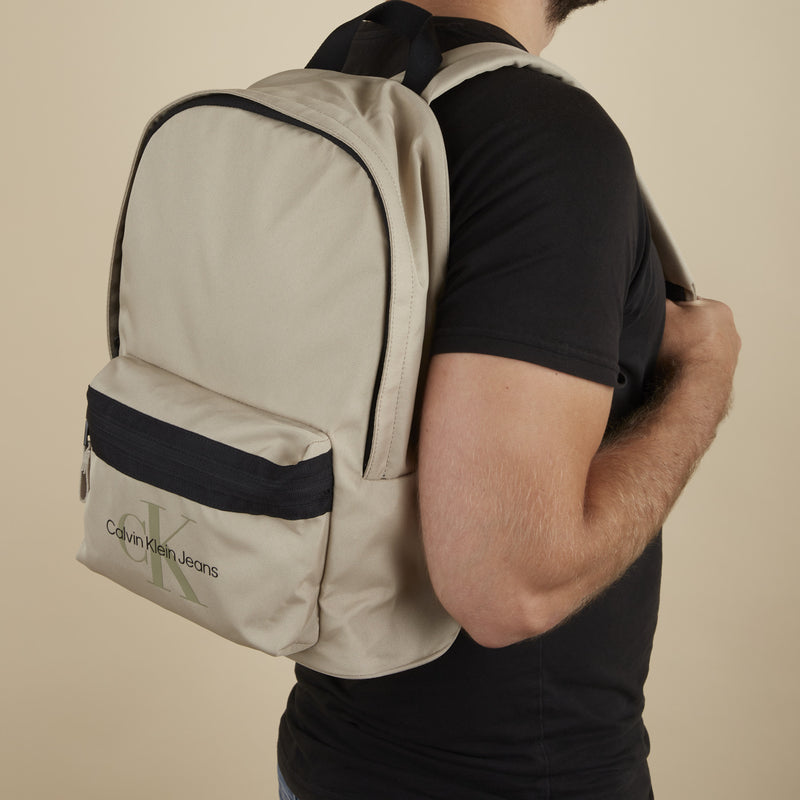 Calvin Klein Sport Essentials herren Rucksack Taupe K50K511100PED-zoom-