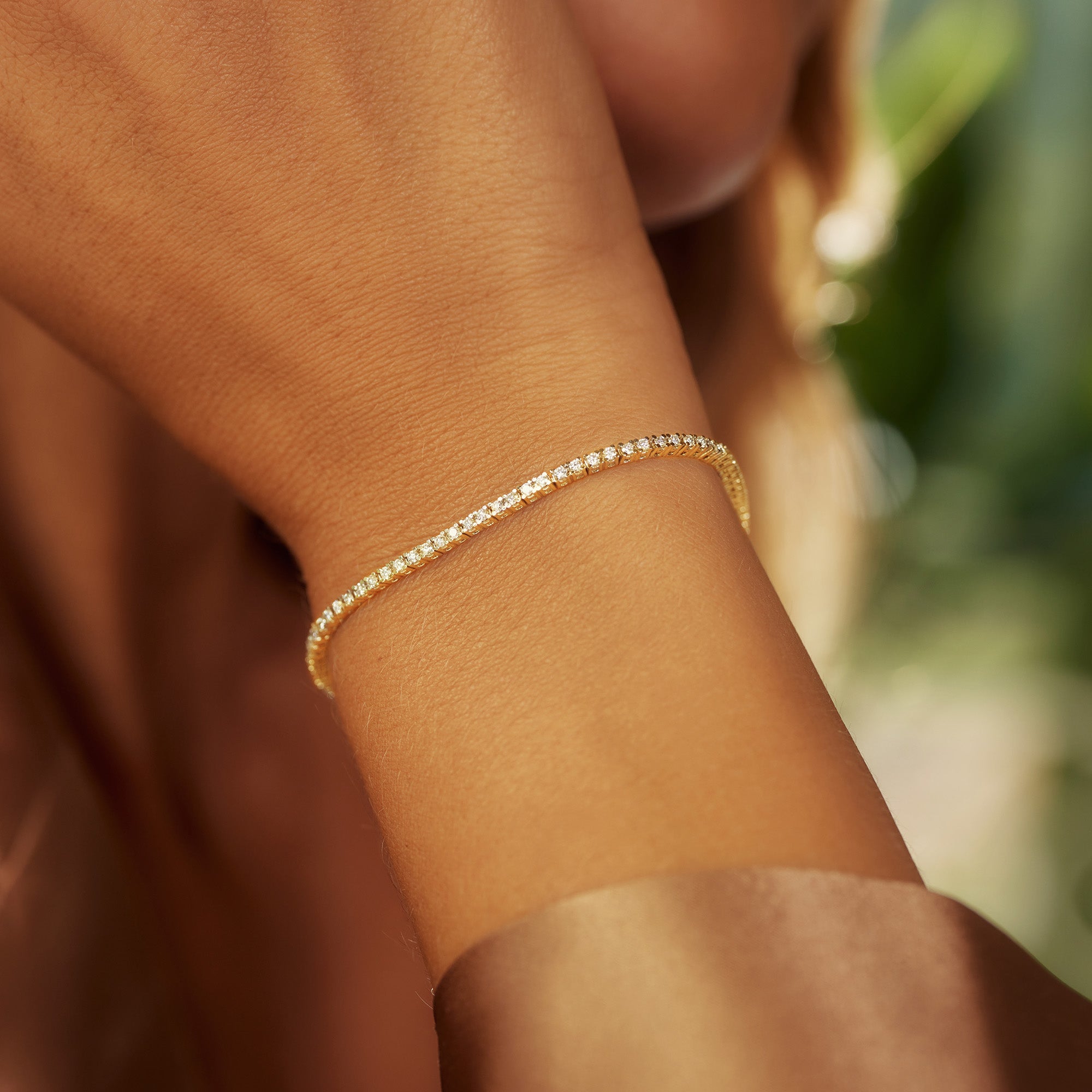 Isabel Bernard De la Paix Madeline 14 Carat Golden Tennis Bracelet | diamond 1.08 ct | IBD320005