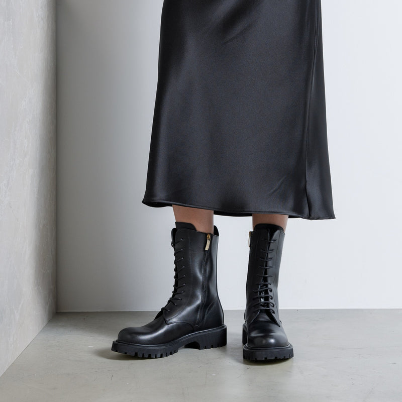 Isabel Bernard Vendôme Myrthe Schwarz Kalbsleder Lace-up Stiefel IB53008-01-36-zoom-