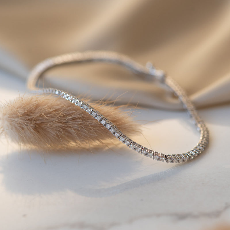 Isabel Bernard De la Paix Madeline 14 Karat | Weißgold Tennis Armband | Diamant 1.08 Karat | IBD320006-zoom-