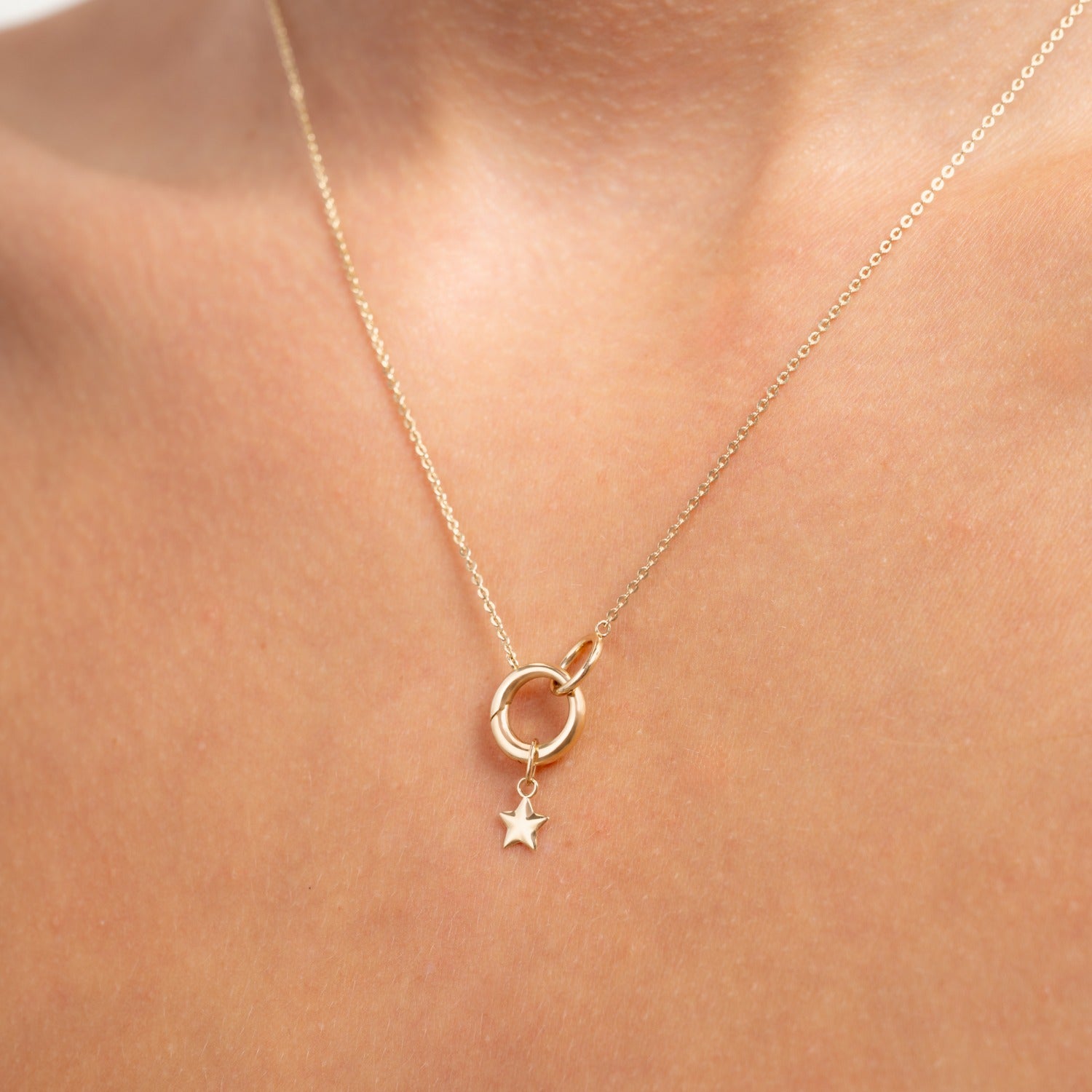 Isabel Bernard Le Marais Star 14 karat gold charm IB350058