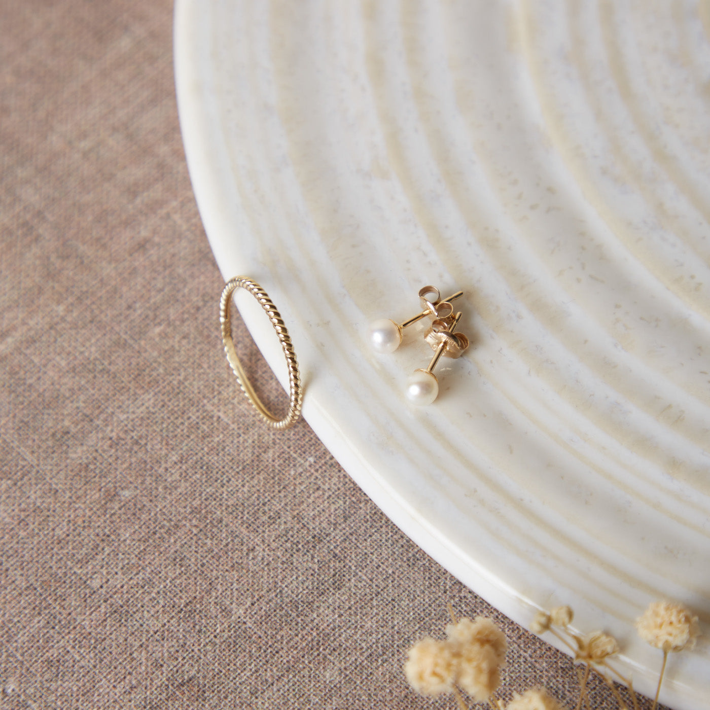 Blush Gold Ear Stud 7136YPW