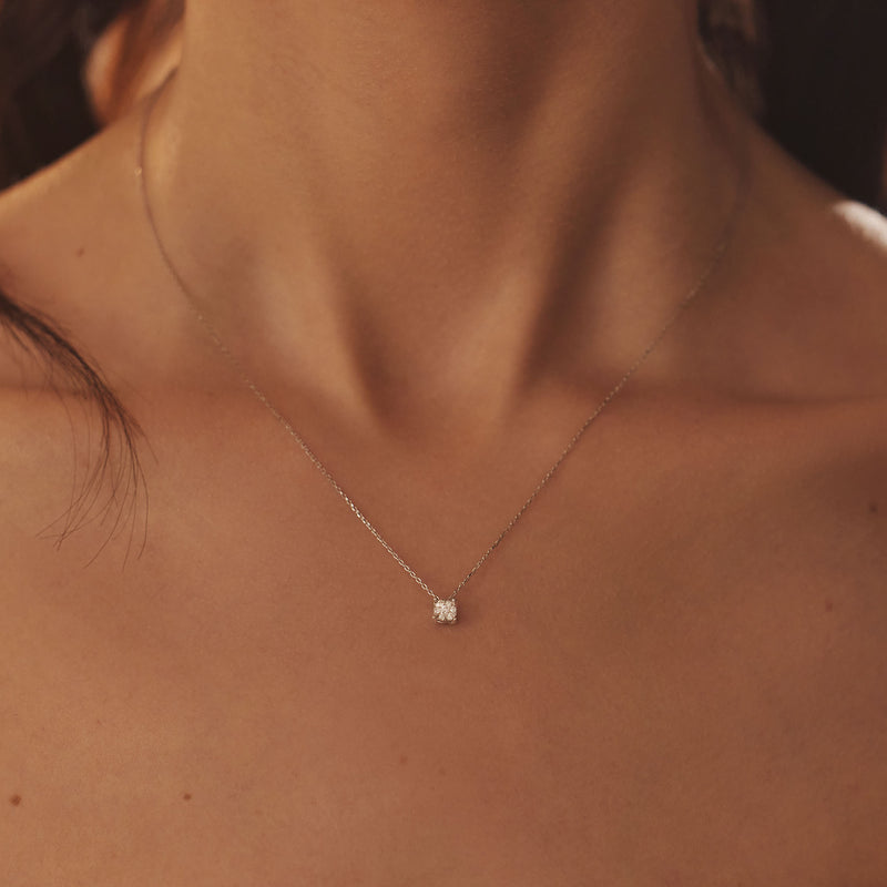 Isabel Bernard De la Paix Hanaé 14 Karat | Weißgold Halskette | Diamant 0.08 Karat | IBD350009-zoom-