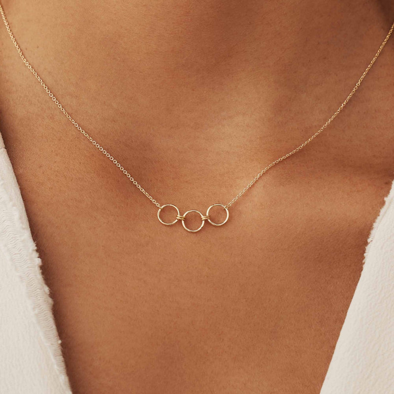 Isabel Bernard Cadeau d'Isabel 14 Karat Gold Halskette und Ohrringe Geschenkset mit Ringen IB90180-zoom-