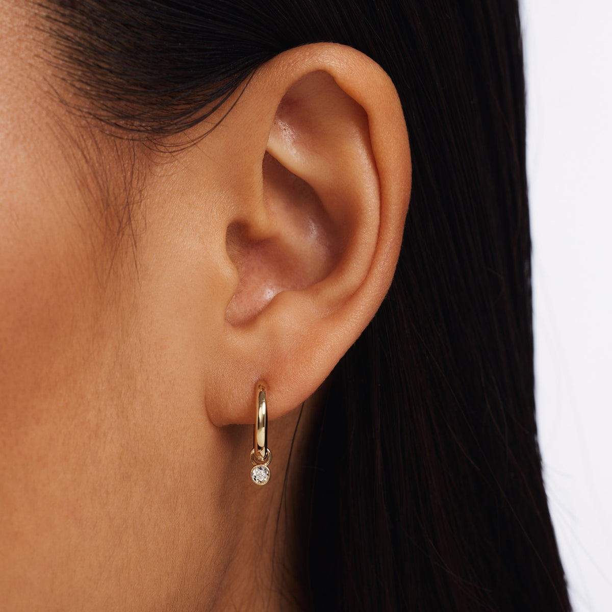 Isabel Bernard De La Paix Inaya 14 Carat Golden Hoop Earrings | diamond 0.02 ct | IBD360022