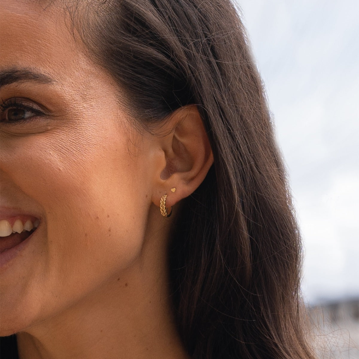 Jackie Gold 14 karat gold Hoop Earrings JKE23.264
