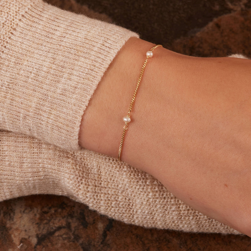 Karma 925 Sterling Silber Goldfarbene Tiny Pearls Armband 94126GP (Länge: 16.50 - 19.00 cm)-zoom-