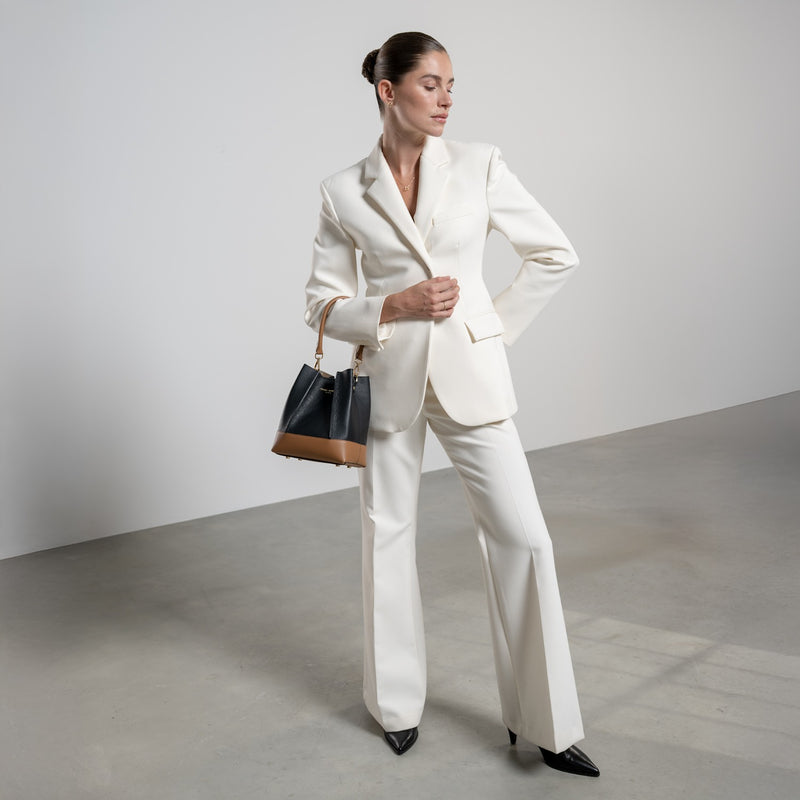 Isabel Bernard Femme Forte Minette Schwarz Kalbsleder Handtasche IB21114-001-zoom-