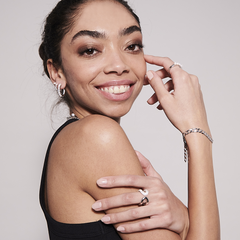 Sif Jakobs Padua 925 Sterling Silver Medio Hoop Earring SJ-E22214-PCZ