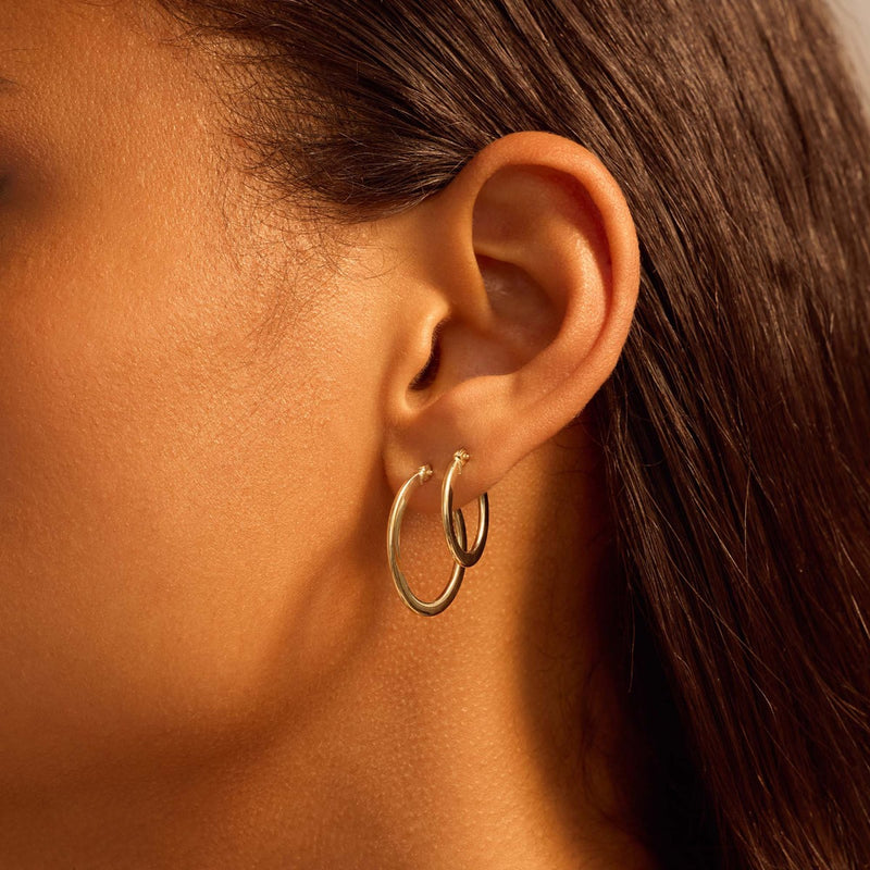 Beloro Jewels La Rinascente Gabriela 9 Karat Gold Kreolen BO360073-zoom-