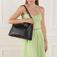 Furla Black Tote Bag 2001-A0372315