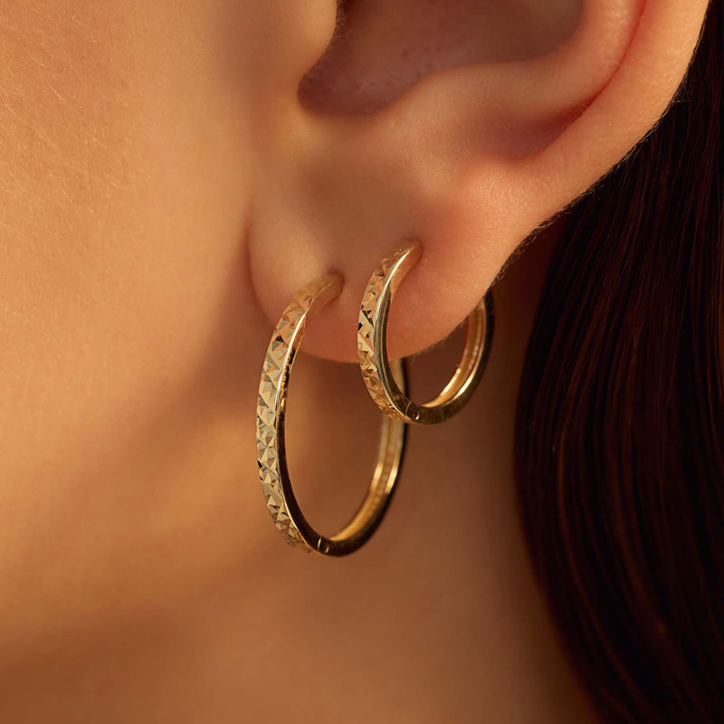 Beloro Jewels Regalo d'Amore 9 Karat Gold Ohrringe Geschenkset mit Diamantschliff BO90042-zoom-