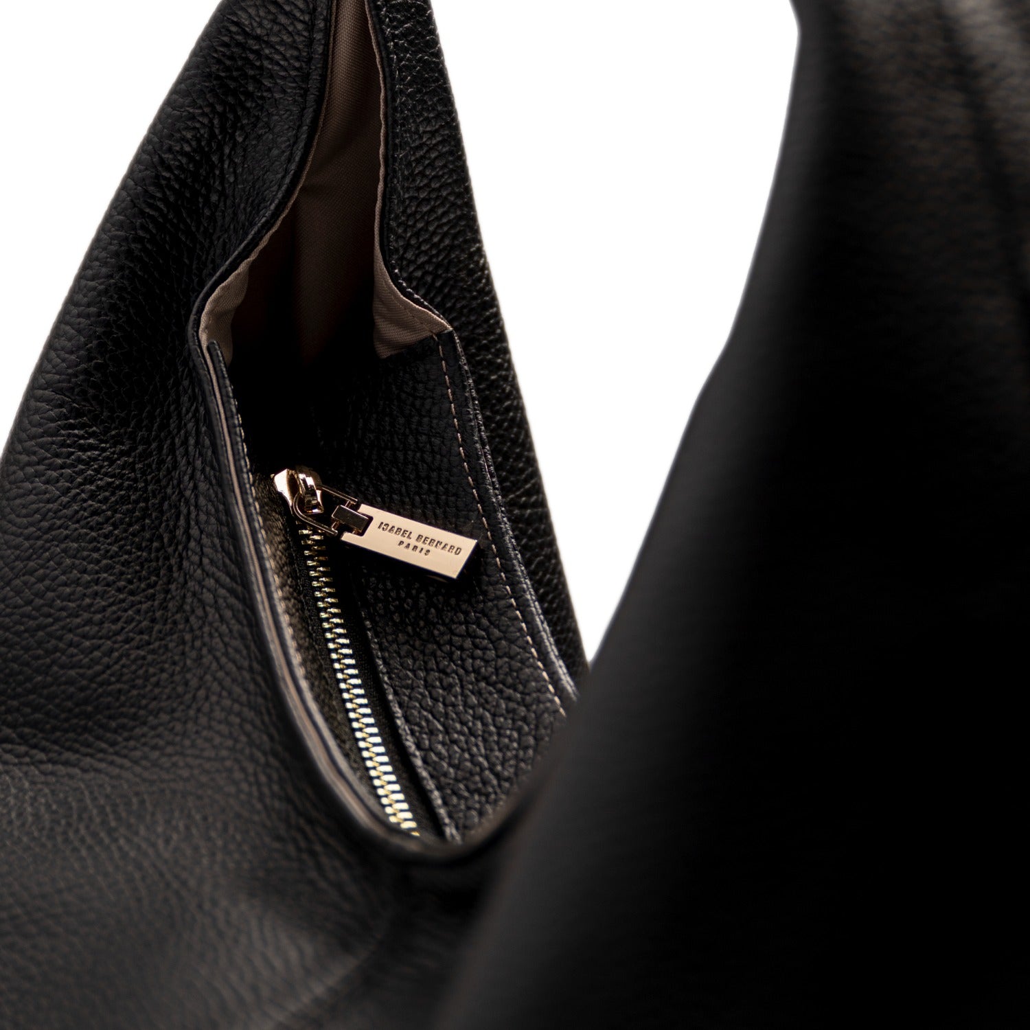 Isabel Bernard Honoré Grace black calfskin leather shoulder bag IB25093-001