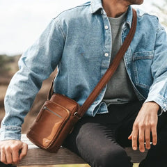 The Chesterfield Brand Birmingham Cognac Crossbody Bag C48.098031