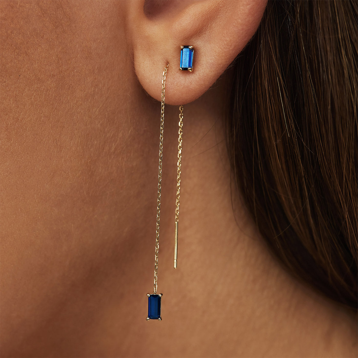 Isabel Bernard Baguette Odie 14 karaat gouden oorhangers IB360073