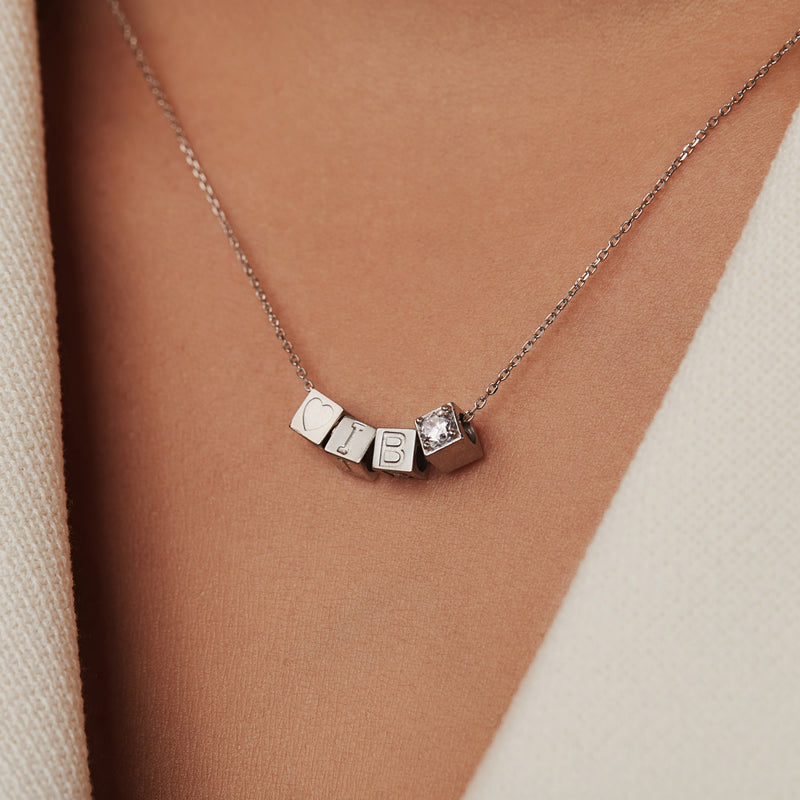 Isabel Bernard Saint Germain Felie 14 Karat | Weißgold Kubus Charm IB350051-zoom-